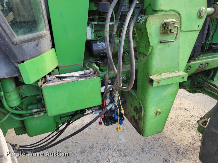 image for item DX7202 1984 John Deere 4650 MFWD tractor