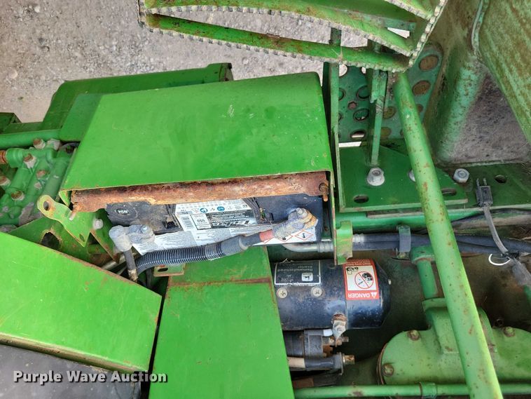 image for item DX7202 1984 John Deere 4650 MFWD tractor