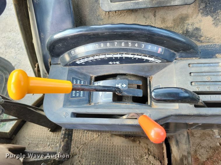 image for item DX7202 1984 John Deere 4650 MFWD tractor