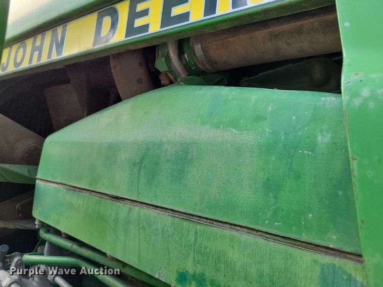 image for item DX7202 1984 John Deere 4650 MFWD tractor