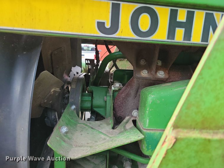 image for item DX7202 1984 John Deere 4650 MFWD tractor