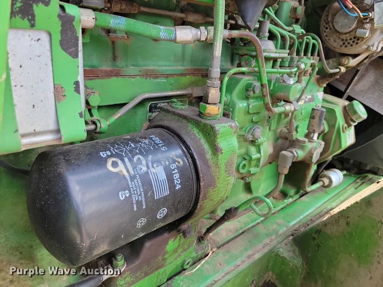 image for item DX7202 1984 John Deere 4650 MFWD tractor