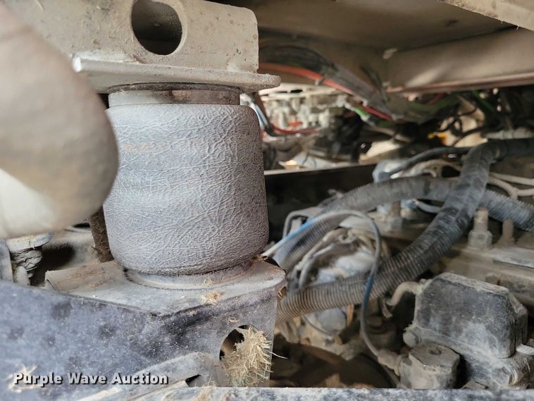 image for item DX7203 2014 Kenworth T660 semi truck