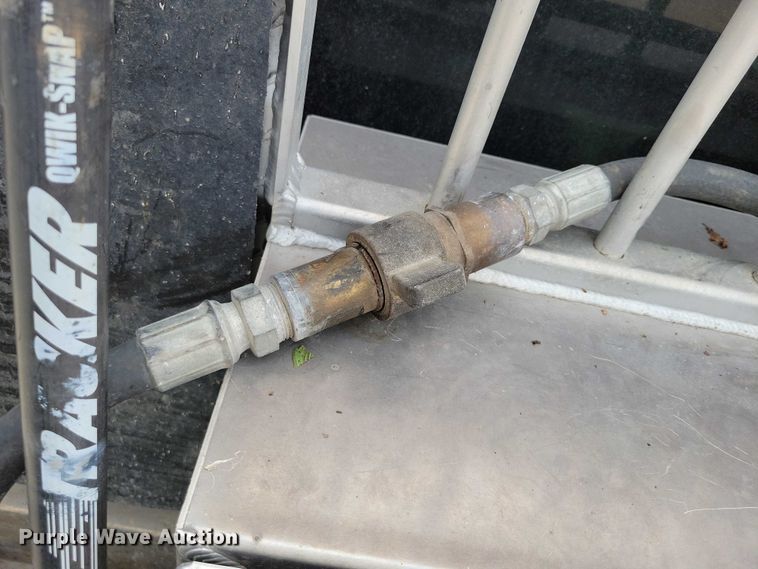 image for item DX7203 2014 Kenworth T660 semi truck