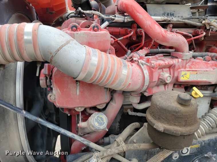 image for item DX7203 2014 Kenworth T660 semi truck