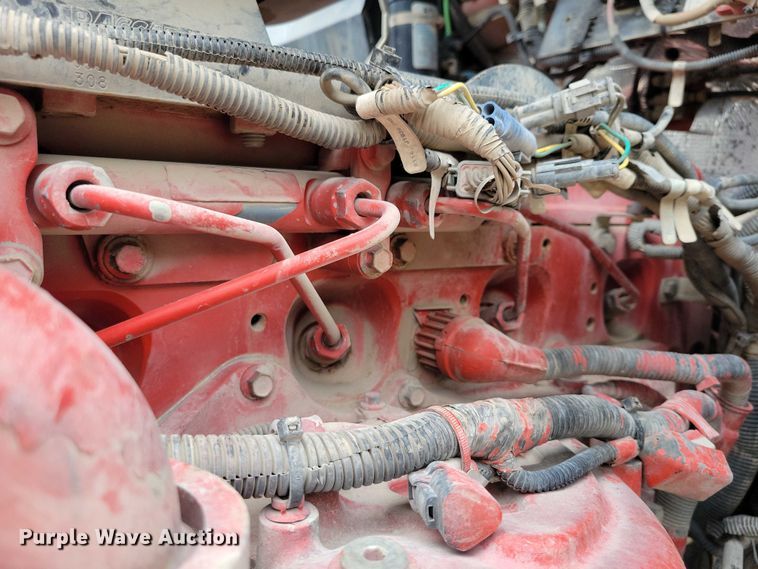 image for item DX7203 2014 Kenworth T660 semi truck