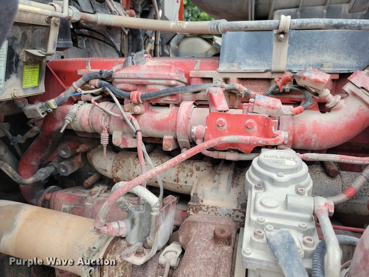 image for item DX7203 2014 Kenworth T660 semi truck