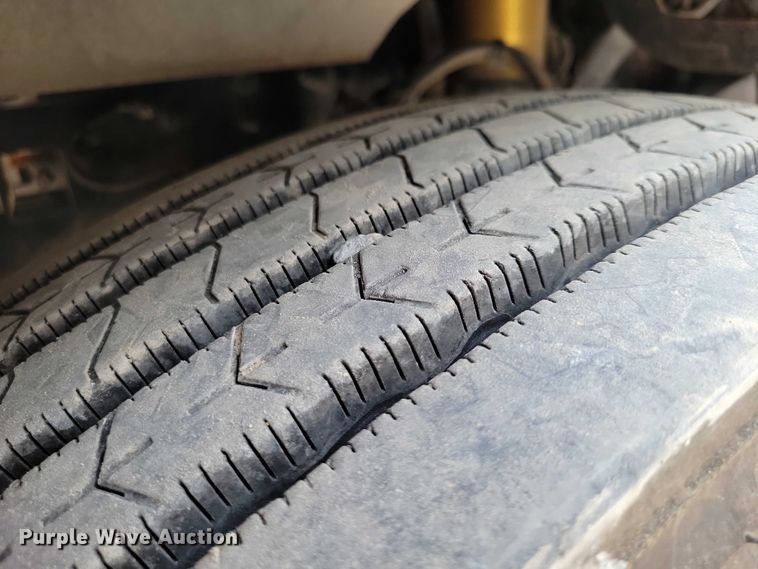 image for item DX7203 2014 Kenworth T660 semi truck