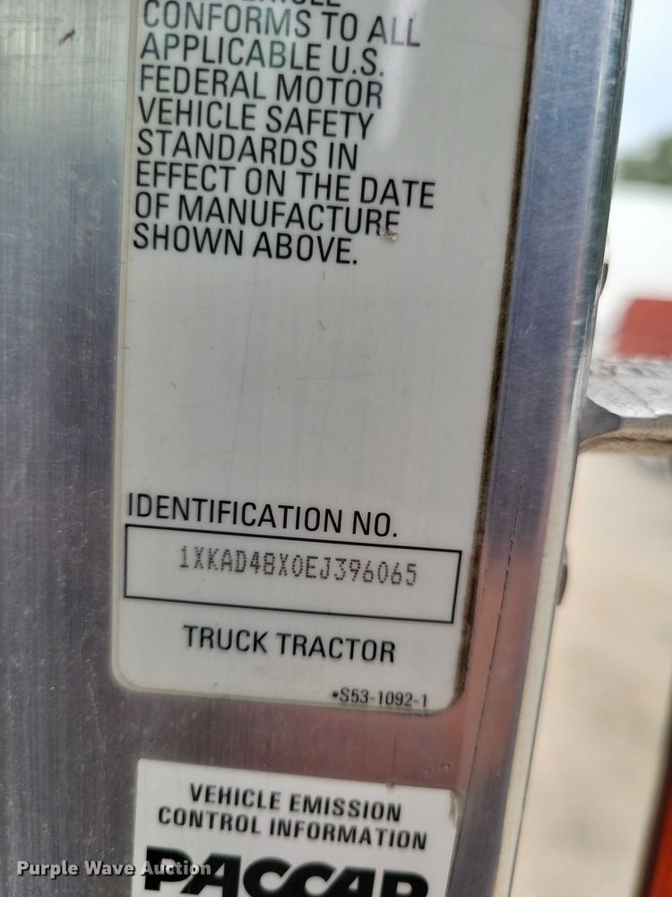 image for item DX7203 2014 Kenworth T660 semi truck