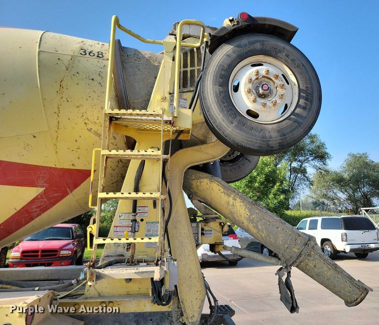 image for item DX7231 2009 Kenworth W900 ready mix truck