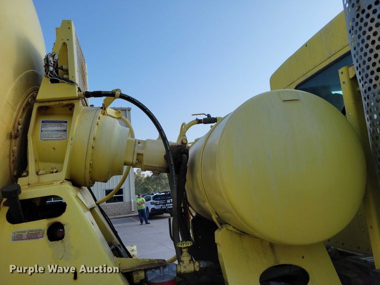 image for item DX7231 2009 Kenworth W900 ready mix truck