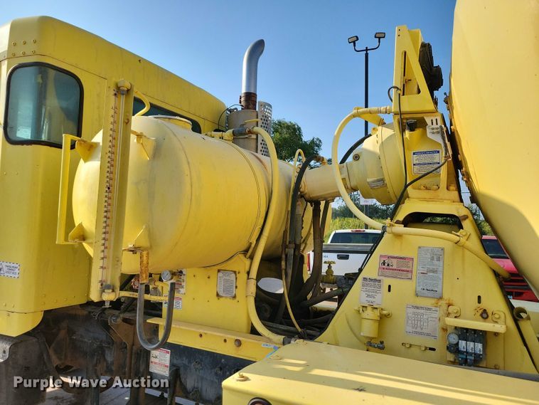 image for item DX7231 2009 Kenworth W900 ready mix truck