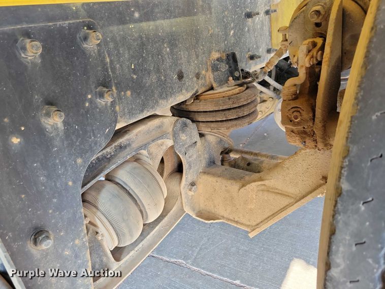 image for item DX7231 2009 Kenworth W900 ready mix truck