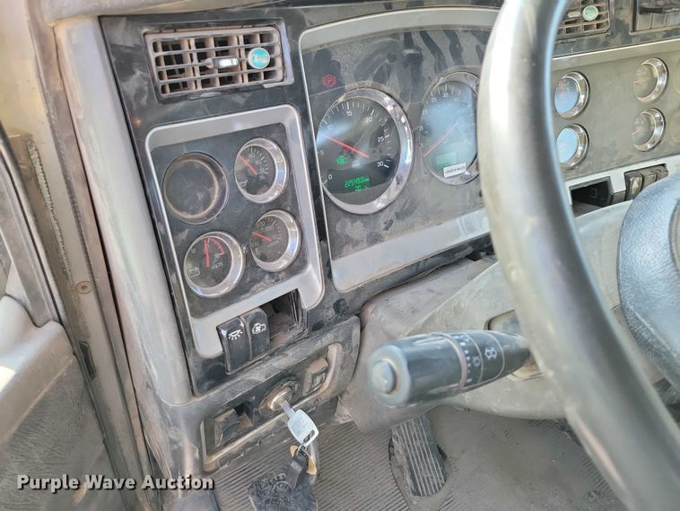 image for item DX7231 2009 Kenworth W900 ready mix truck