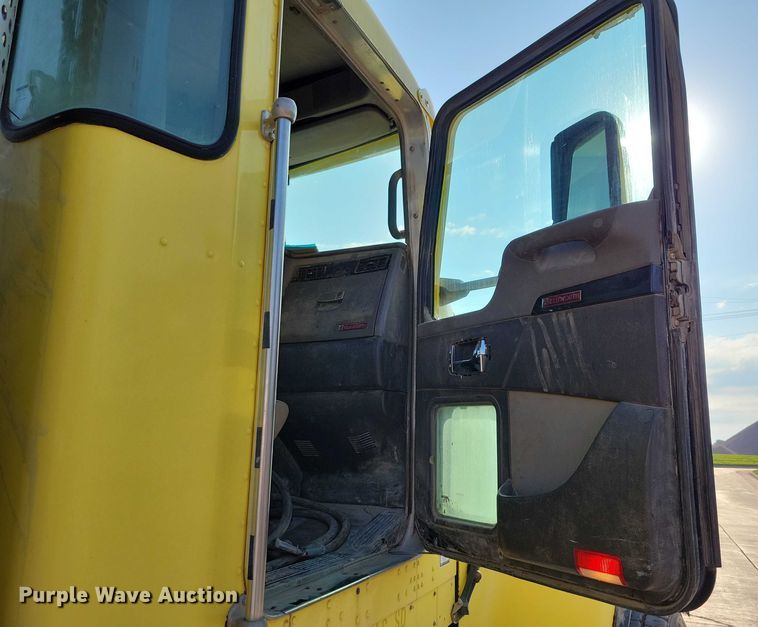 image for item DX7231 2009 Kenworth W900 ready mix truck