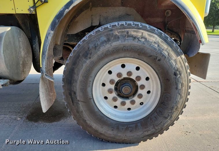 image for item DX7231 2009 Kenworth W900 ready mix truck