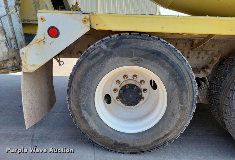 image for item DX7231 2009 Kenworth W900 ready mix truck