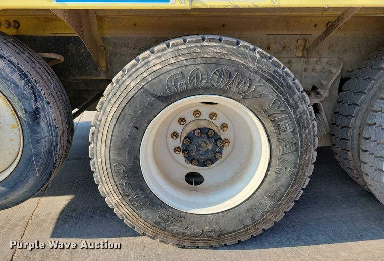 image for item DX7231 2009 Kenworth W900 ready mix truck