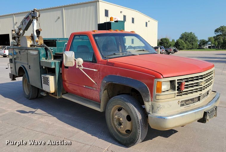 image for item DX7233 1993 Chevrolet C3500 utility bed pickup truck