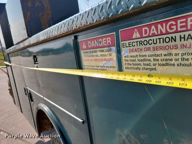 image for item DX7233 1993 Chevrolet C3500 utility bed pickup truck