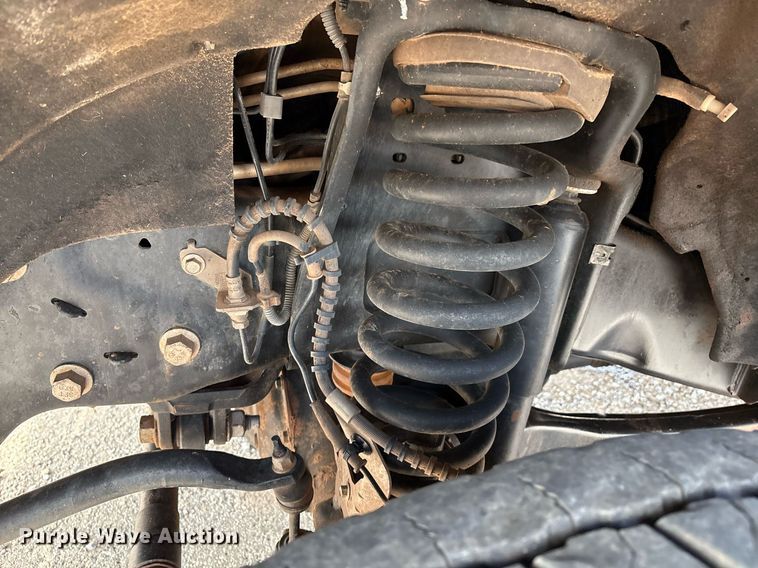 image for item DX8010 2017 Ford F550 bucket truck