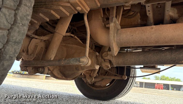 image for item DX8010 2017 Ford F550 bucket truck