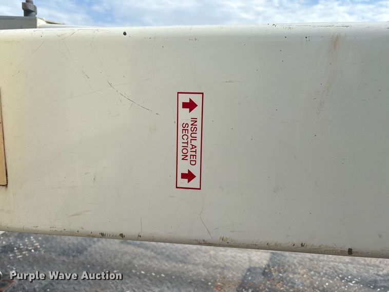 image for item DX8010 2017 Ford F550 bucket truck