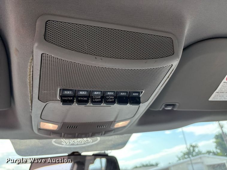 image for item DX8010 2017 Ford F550 bucket truck