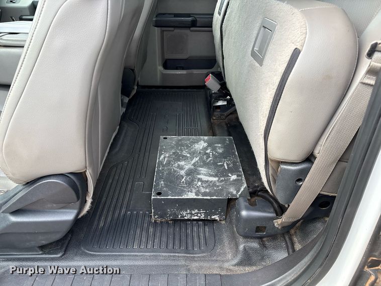 image for item DX8010 2017 Ford F550 bucket truck