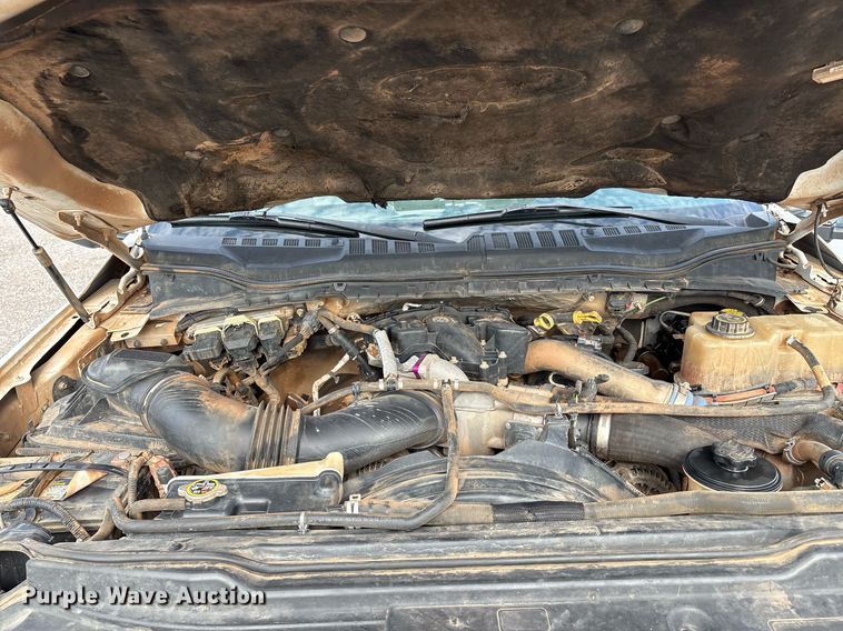 image for item DX8010 2017 Ford F550 bucket truck