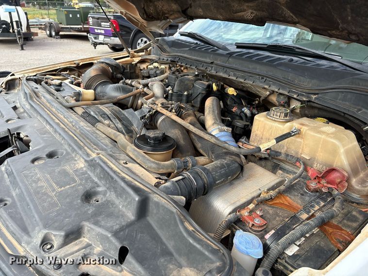 image for item DX8010 2017 Ford F550 bucket truck