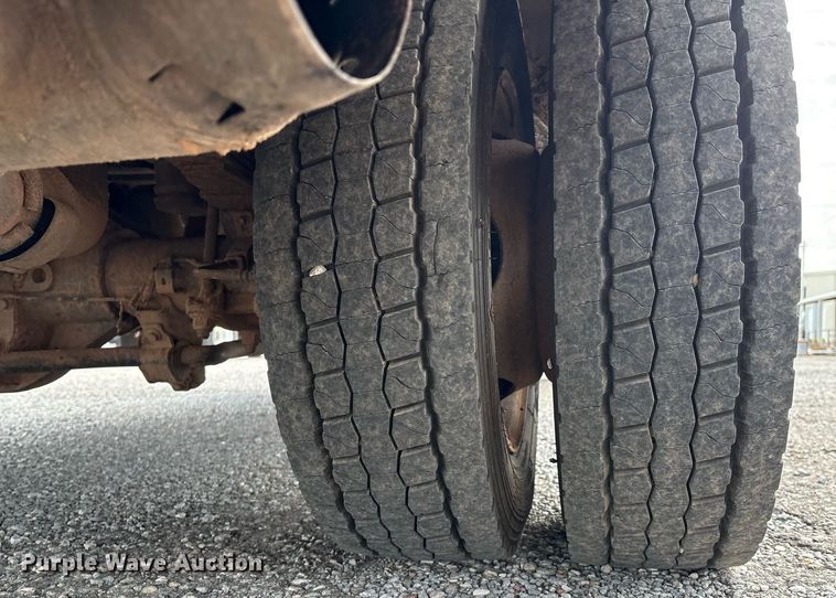 image for item DX8010 2017 Ford F550 bucket truck