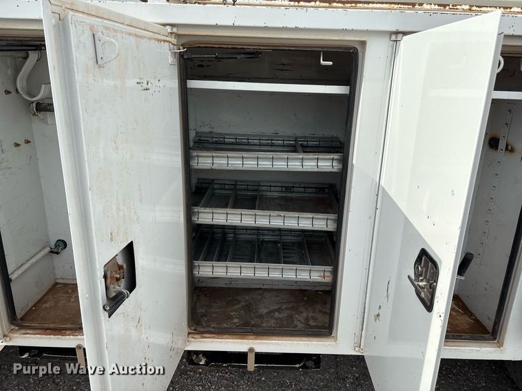 image for item DX8011 2017 Freightliner 7400 SFA digger derrick truck