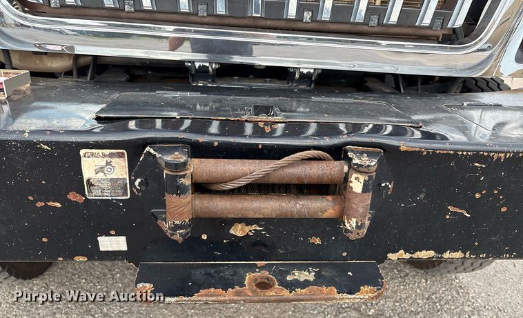 image for item DX8011 2017 Freightliner 7400 SFA digger derrick truck