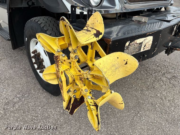 image for item DX8011 2017 Freightliner 7400 SFA digger derrick truck