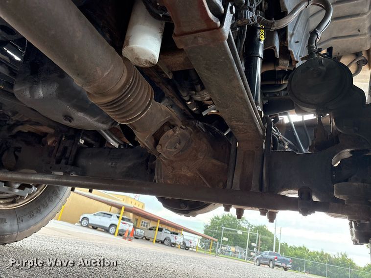 image for item DX8011 2017 Freightliner 7400 SFA digger derrick truck