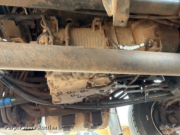 image for item DX8011 2017 Freightliner 7400 SFA digger derrick truck