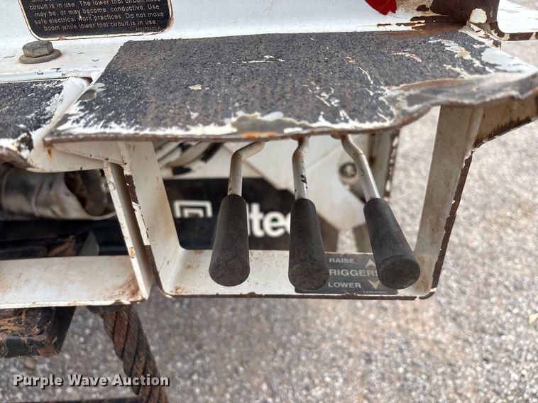 image for item DX8011 2017 Freightliner 7400 SFA digger derrick truck