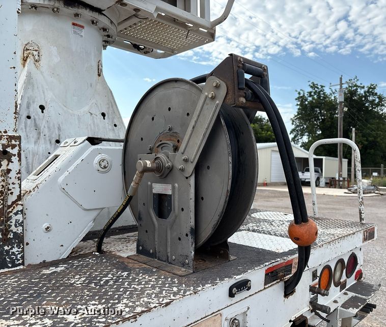 image for item DX8011 2017 Freightliner 7400 SFA digger derrick truck