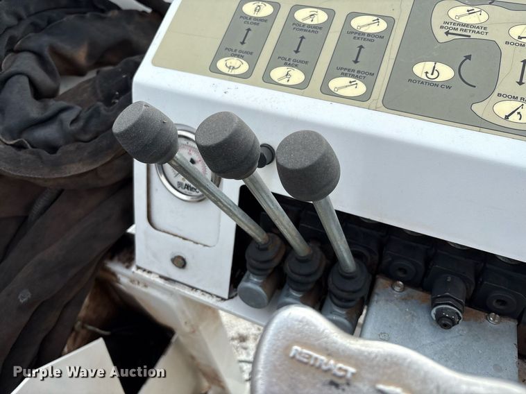 image for item DX8011 2017 Freightliner 7400 SFA digger derrick truck