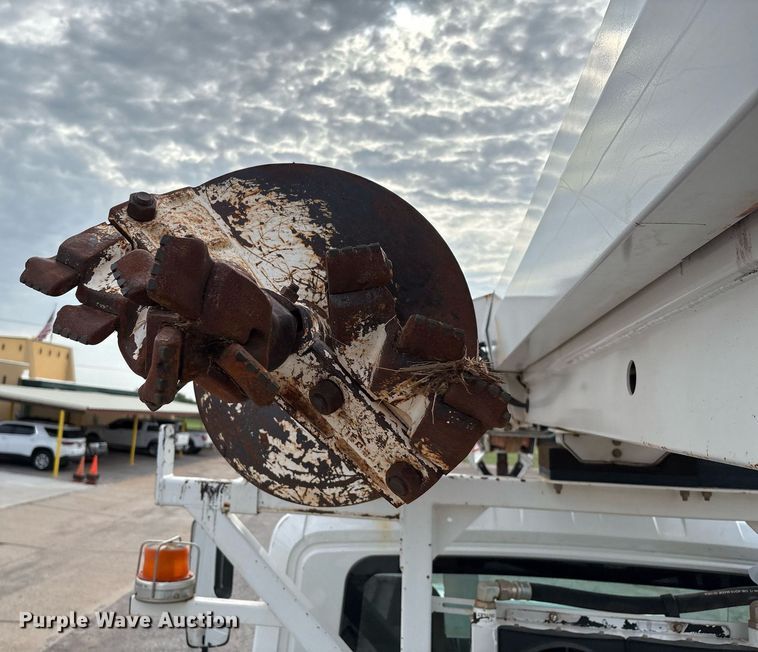 image for item DX8011 2017 Freightliner 7400 SFA digger derrick truck