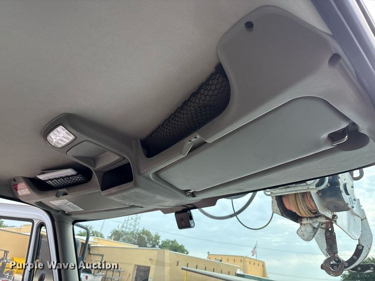 image for item DX8011 2017 Freightliner 7400 SFA digger derrick truck