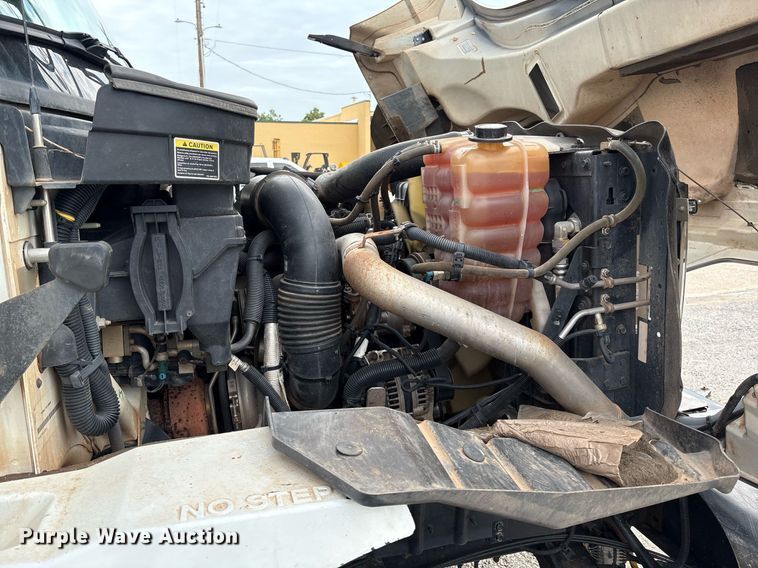 image for item DX8011 2017 Freightliner 7400 SFA digger derrick truck