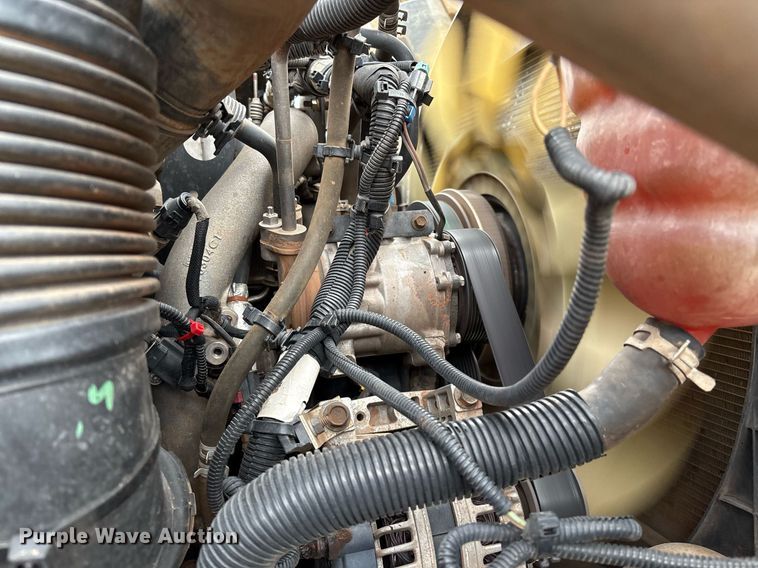 image for item DX8011 2017 Freightliner 7400 SFA digger derrick truck