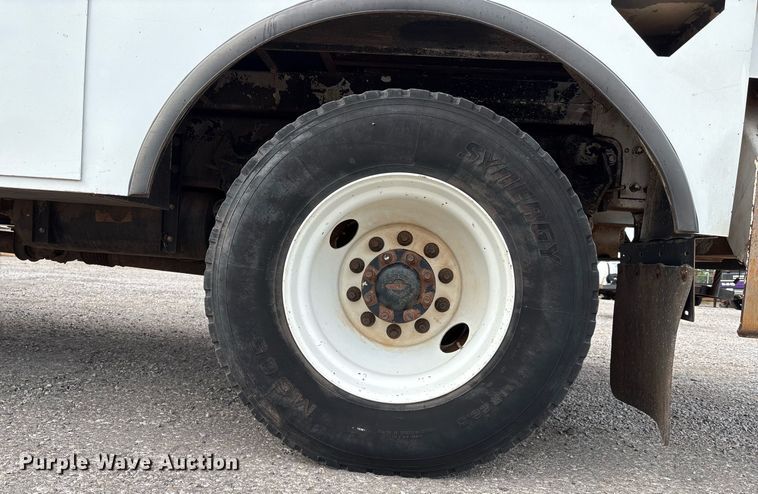 image for item DX8011 2017 Freightliner 7400 SFA digger derrick truck