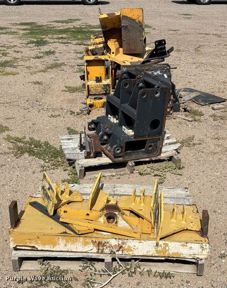 image for item DX8019 Screed parts