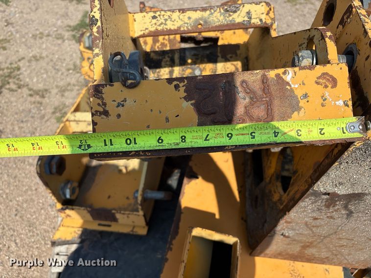 image for item DX8019 Screed parts