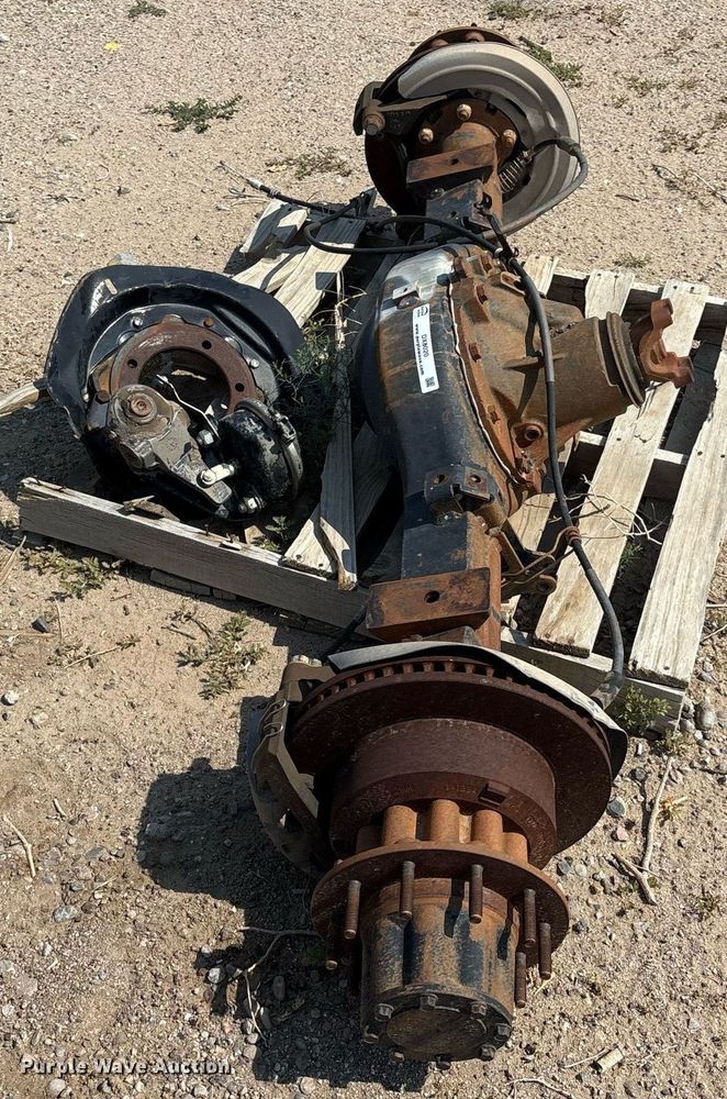 image for item DX8020 Rear truck axle 