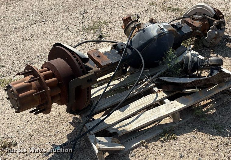 image for item DX8020 Rear truck axle 