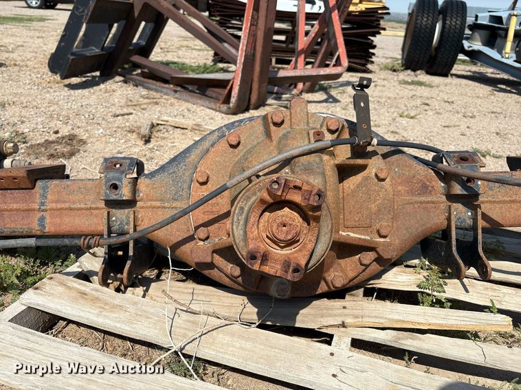 image for item DX8020 Rear truck axle 